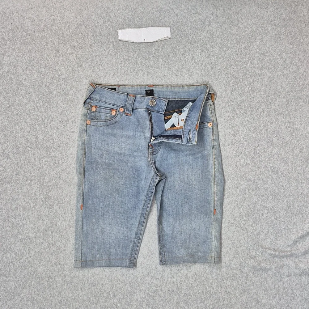 True Religion Women Jeans 27 Light Blue Denim Shorts Jennie Curvy Mid READ